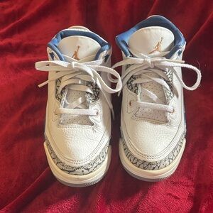 Jordan Kids White and Navy Sneakers